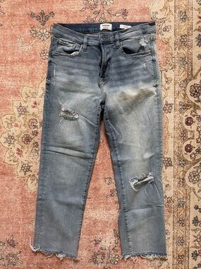 Kensie Straight Leg Jeans